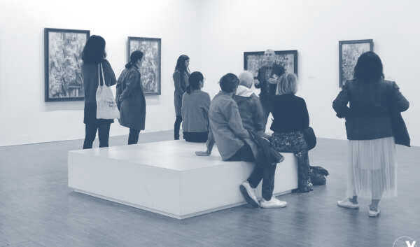 Visites guidées d’expositions temporaires et foires d’art contemporain
